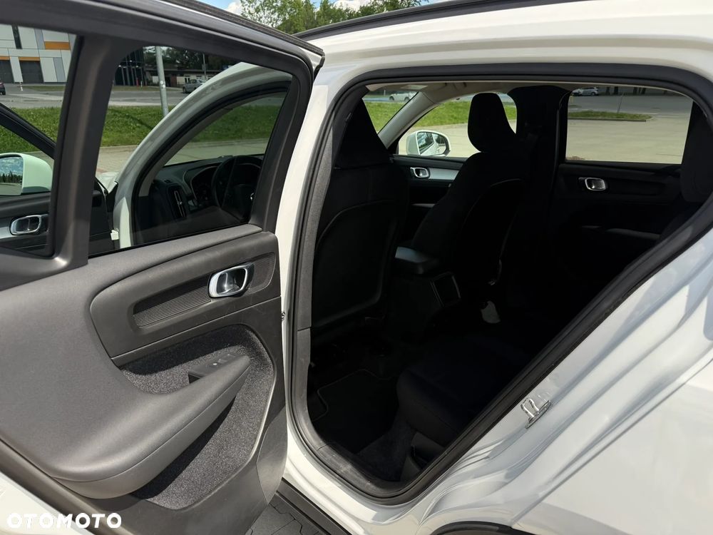 Volvo XC 40 T3 - 27