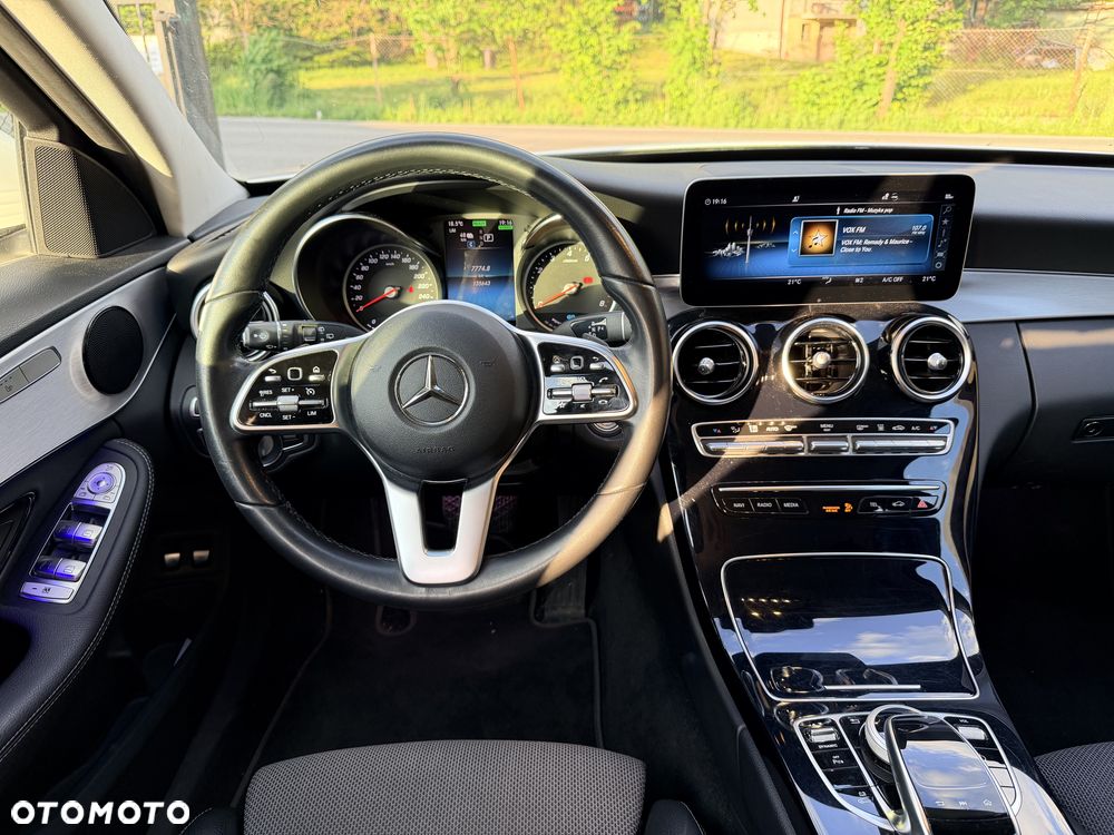 Mercedes-Benz Klasa C 300 e 9G-TRONIC - 9