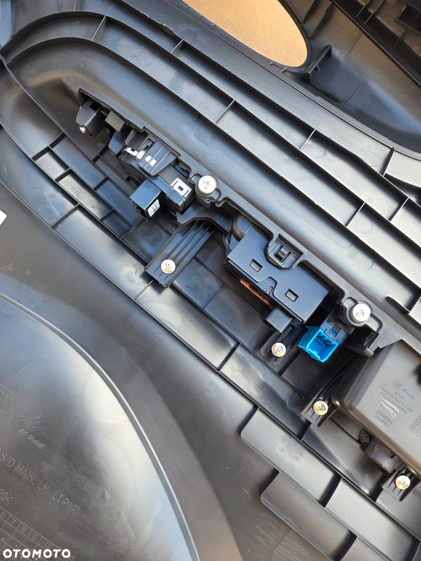 Tapicerka boczek drzwi lewe przód przednie Opel Karl Türverkleidung vorne links Opel Karl 42638510 42342953 95328440 tapicerka boczek drzwi lewy przod przedni Opel Karl - 13