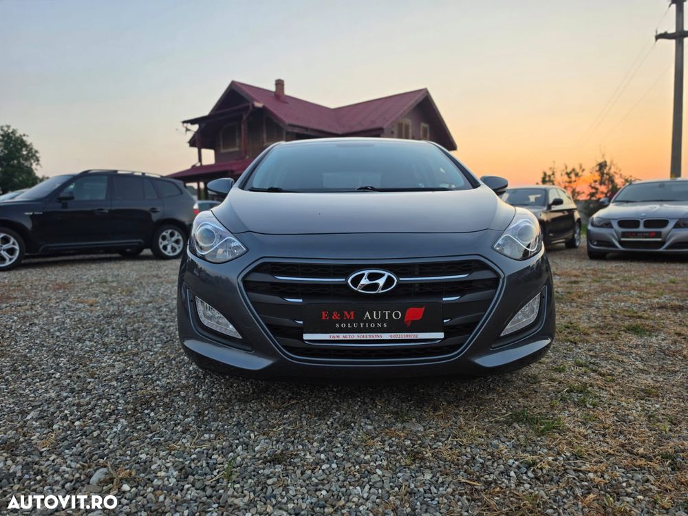 Hyundai i30 blue 1.6 CRDi DCT Passion - 5