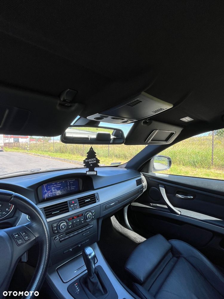 BMW Seria 3 325i xDrive Coupe M Sport Edition - 12