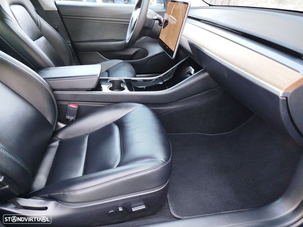 Tesla Model 3 Long Range Tração Integral - 22