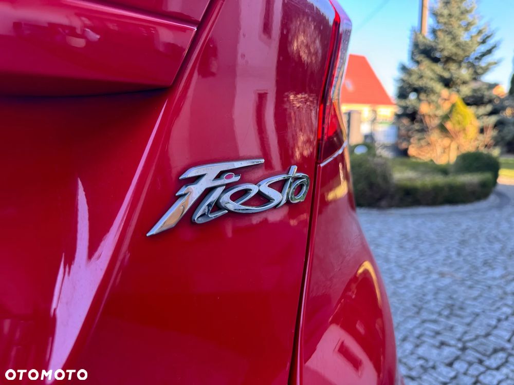 Ford Fiesta 1.25 Celebration - 15