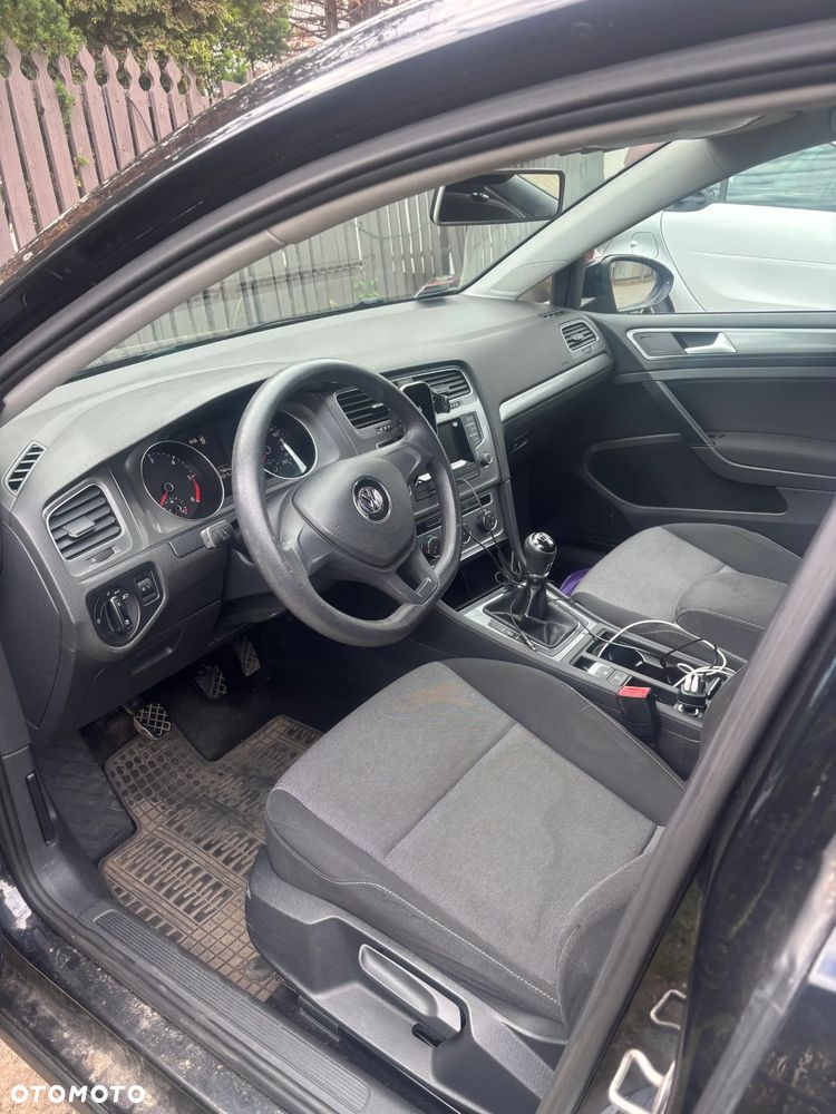 Volkswagen Golf 1.6 TDI Trendline - 11
