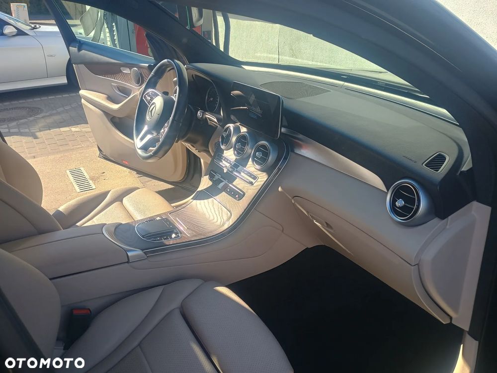 Mercedes-Benz GLC 200 d 4-Matic - 12