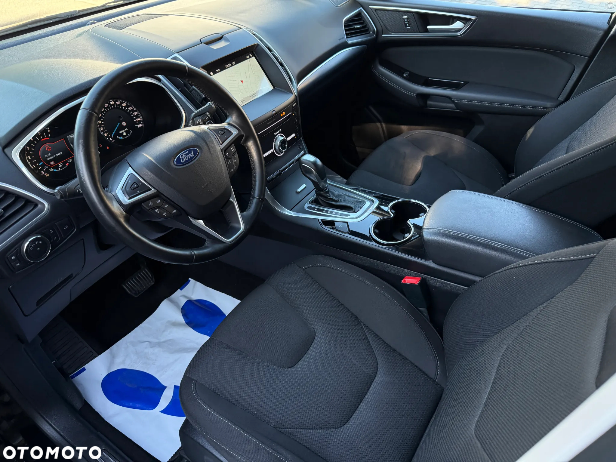 Ford S-Max 2.0 TDCi Titanium PowerShift - 9