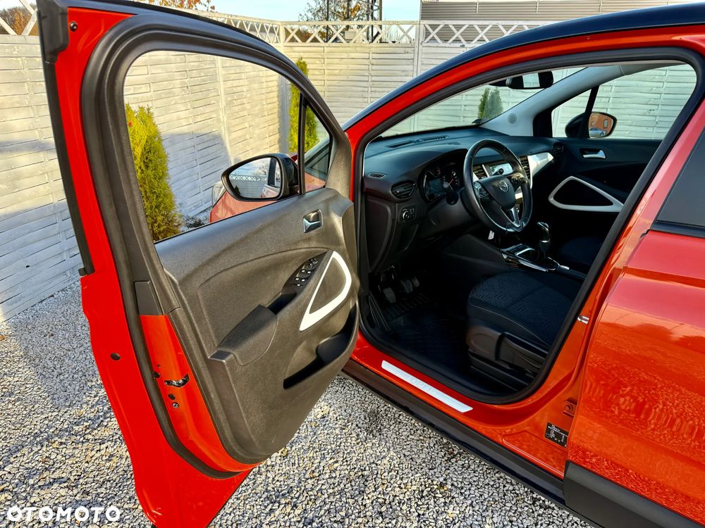 Opel Crossland X 1.2 Design Line - 34