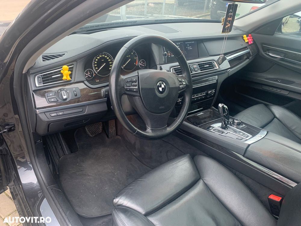 BMW Seria 7 730d xDrive - 6