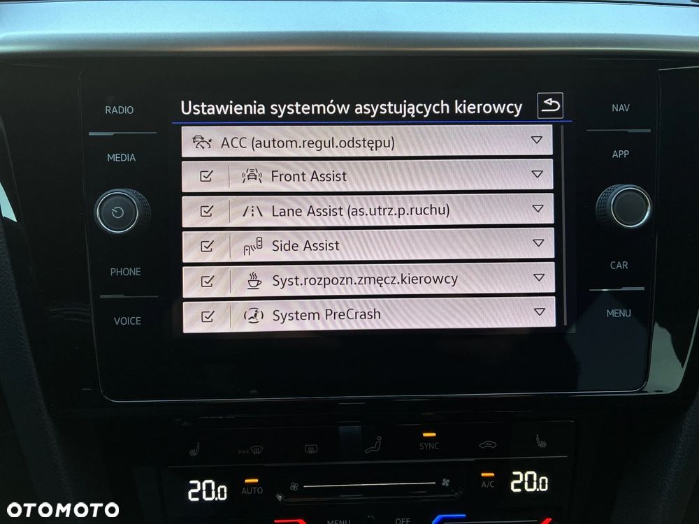 Volkswagen Arteon 2.0 TDI R-Line DSG - 25