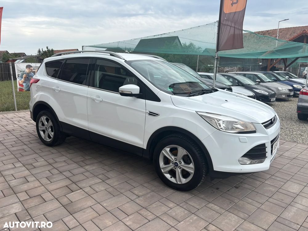 Ford Kuga - 8