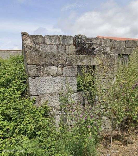 Terreno com ruína em pedra para reconstrucao - Grande imagem: 5/6