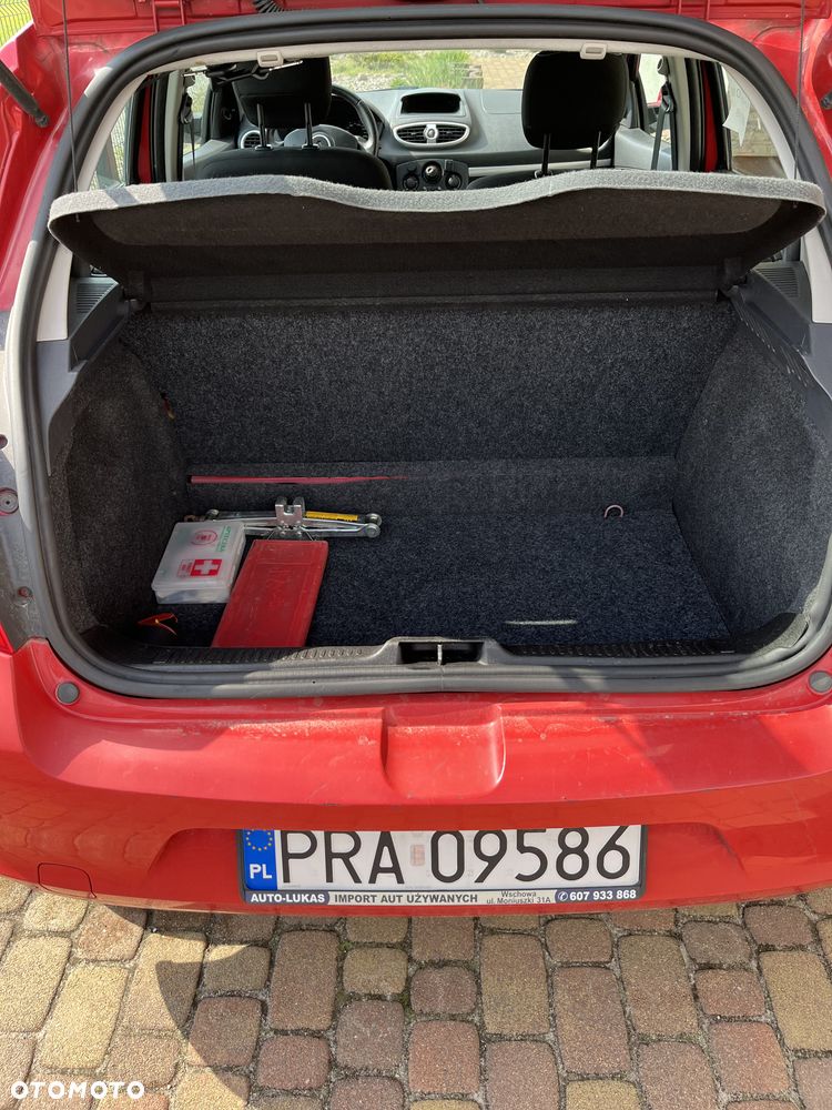 Renault Clio - 6
