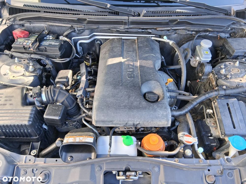 Suzuki Grand Vitara 2.4 De Luxe - 22
