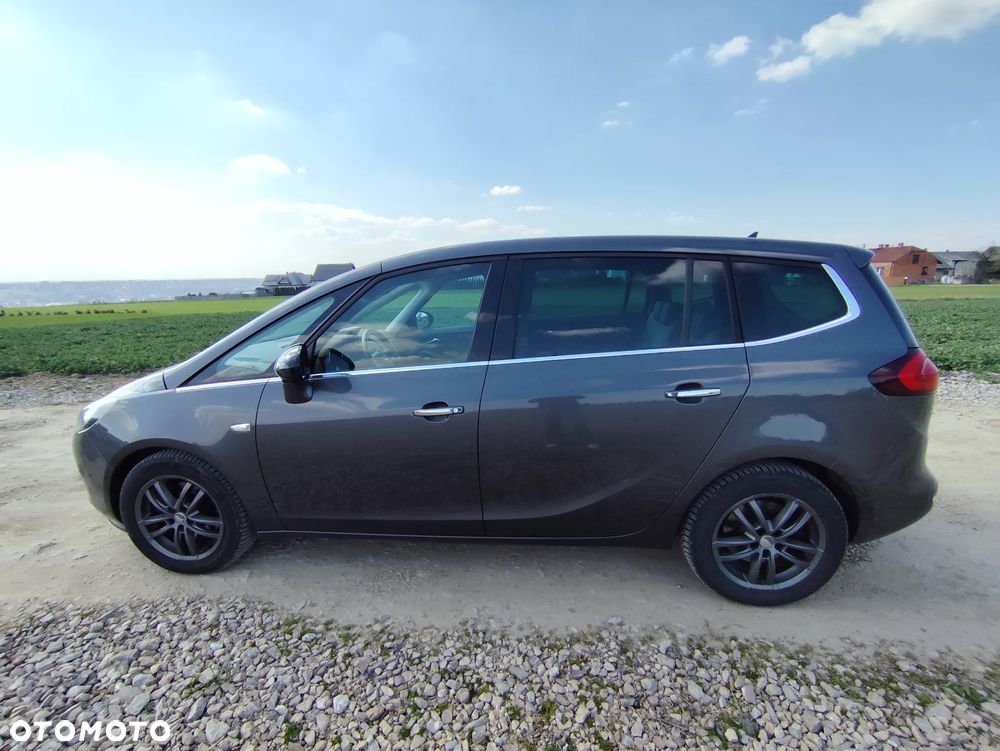 Opel Zafira 2.0 CDTI Cosmo - 16