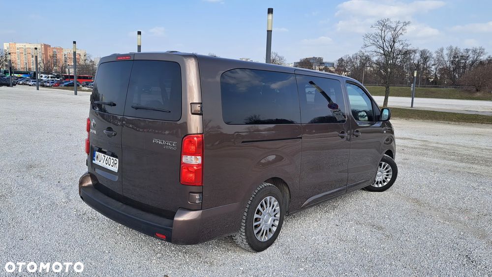 Toyota ProAce 2,0-l-D-4D L1 (8-Si.) Verso Family Comfort - 2