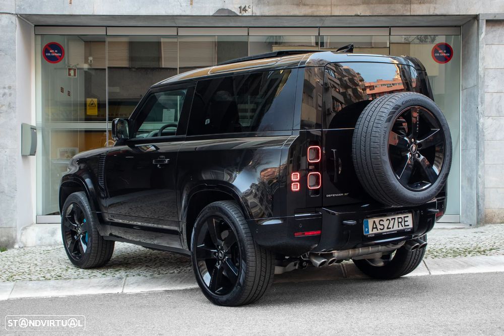 Land Rover Defender - 41