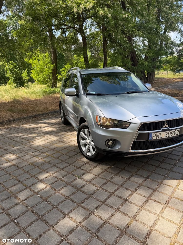 Mitsubishi Outlander - 6