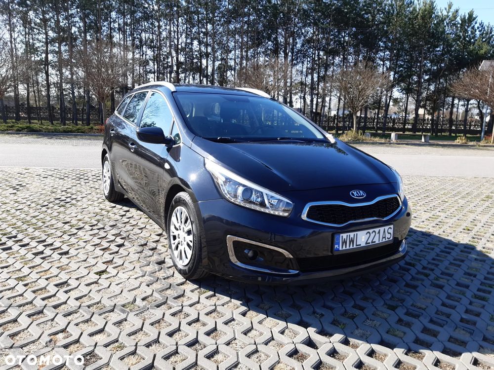 Kia Ceed - 14