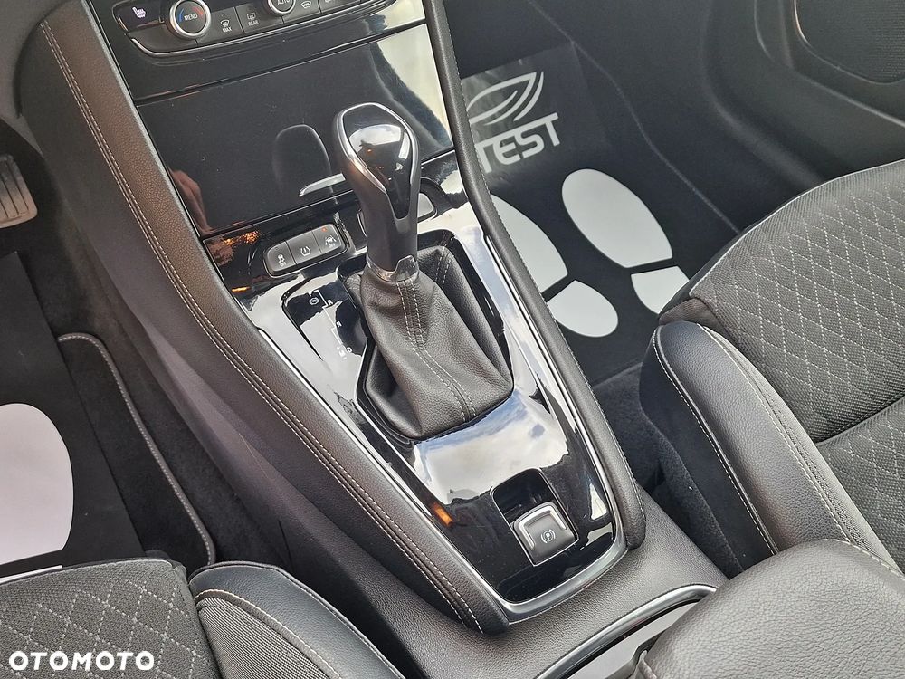 Opel Grandland X - 16