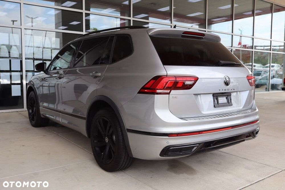Volkswagen Tiguan - 8