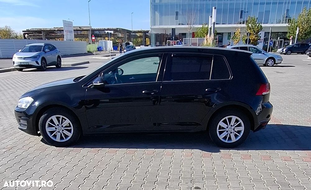 Volkswagen Golf - 17