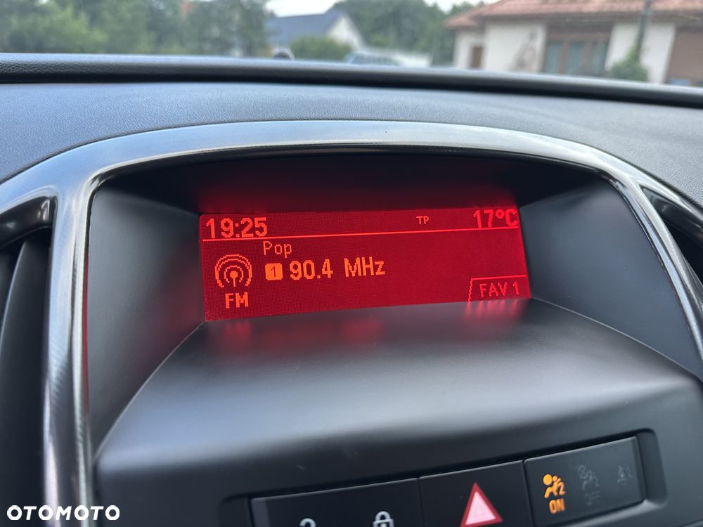 Opel Astra - 25