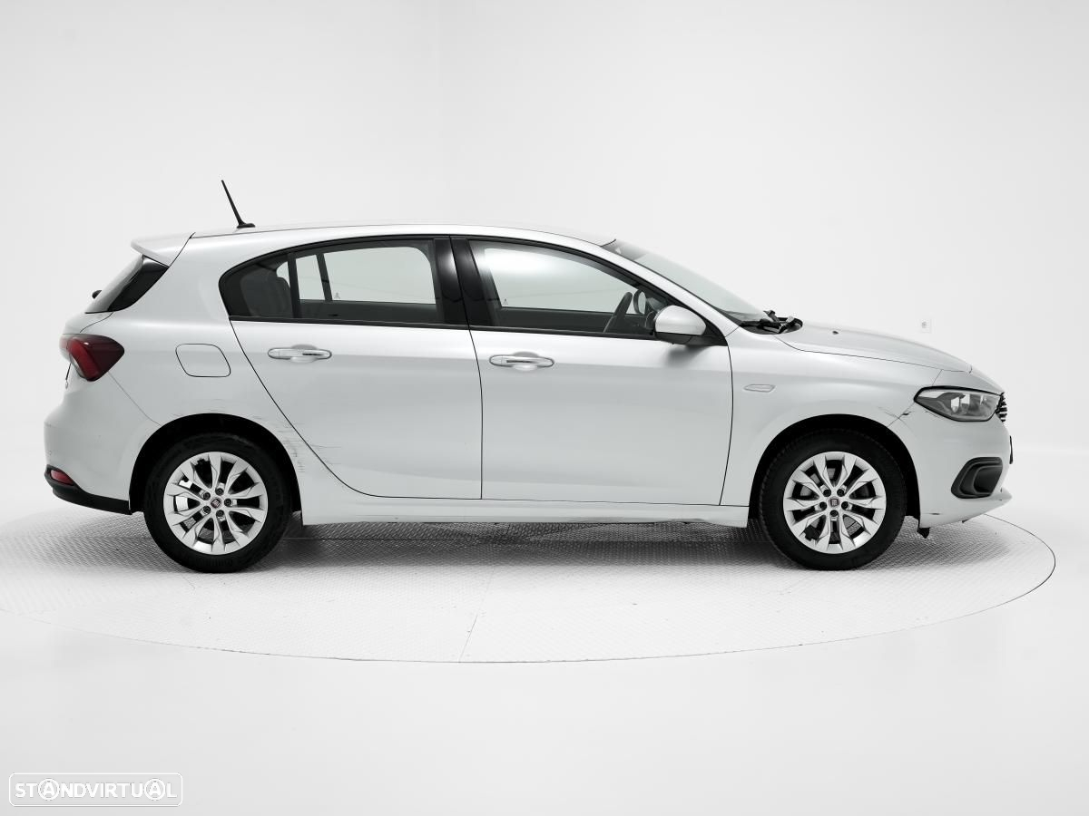 Fiat Tipo 1.3 M-Jet Lounge - 2