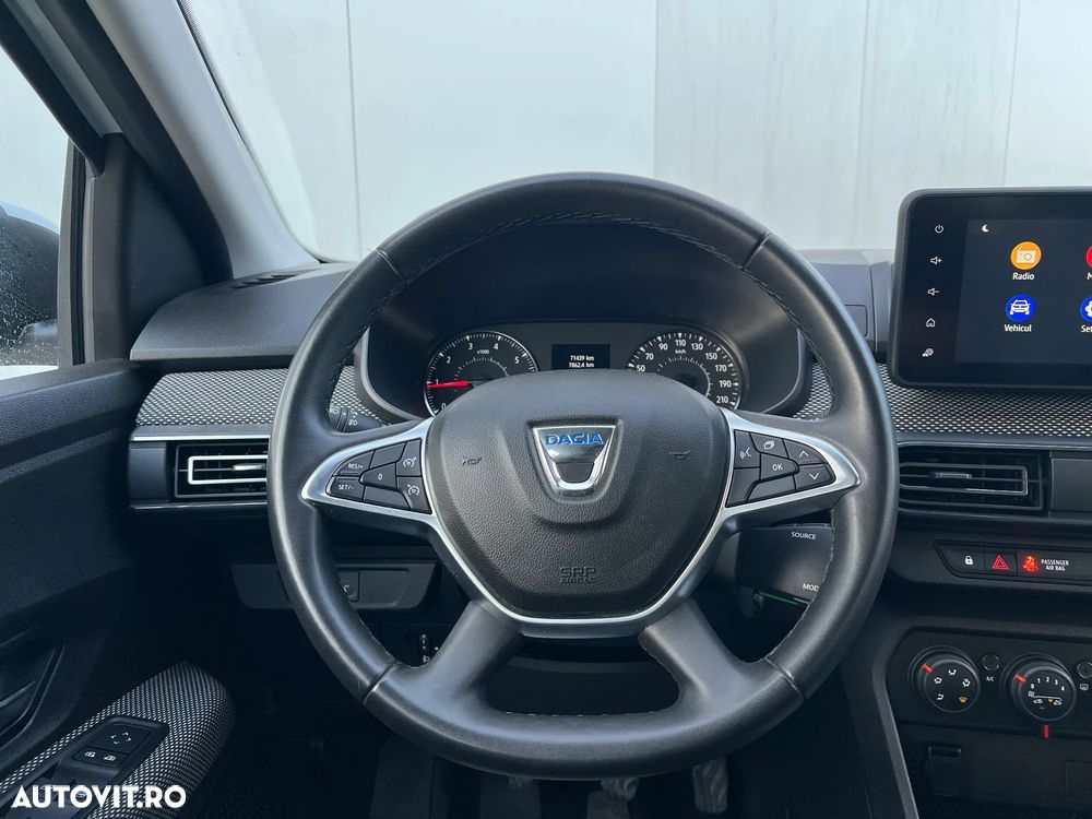Dacia Sandero - 11