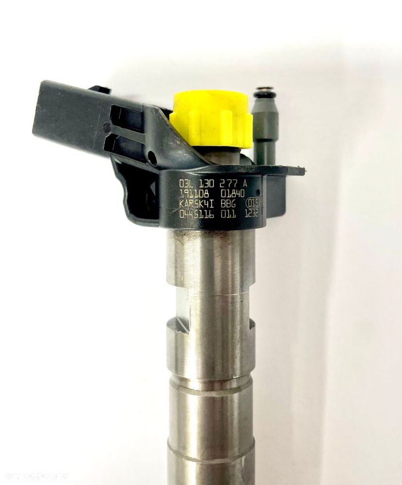 KOMPLET wtryskiwaczy 4SZT 0445116011, 03L130277A VW, AUDI - 3