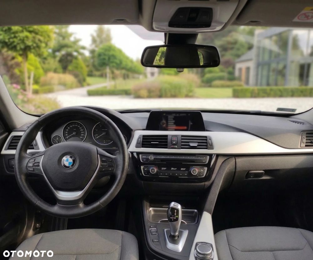 BMW Seria 3 320d Efficient Dynamics - 4