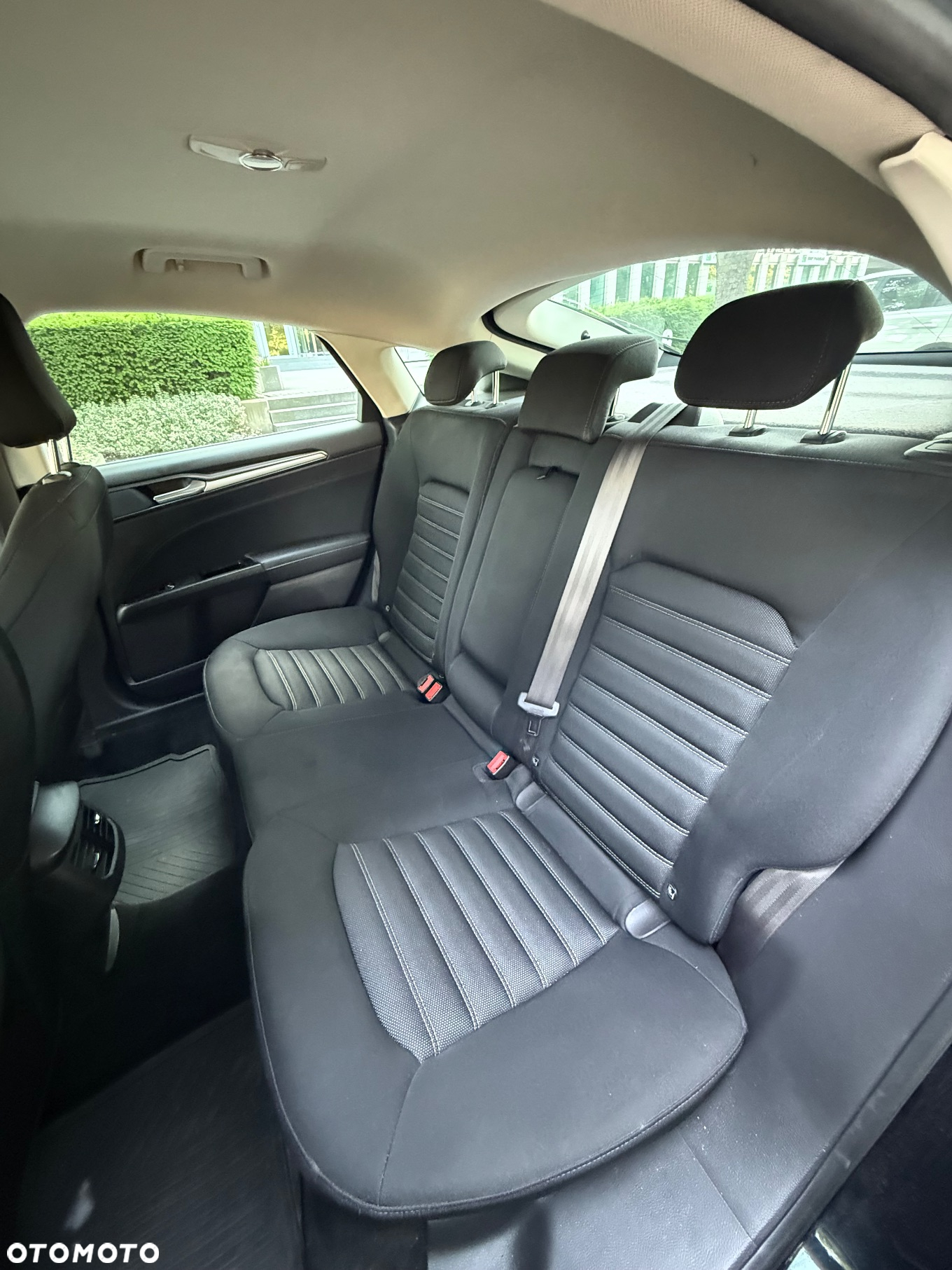 Ford Mondeo 2.0 TDCi Trend PowerShift - 13
