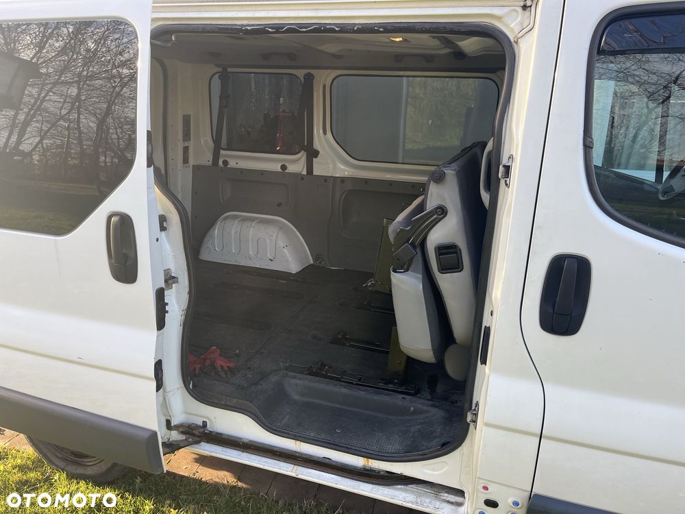 Opel Vivaro - 7
