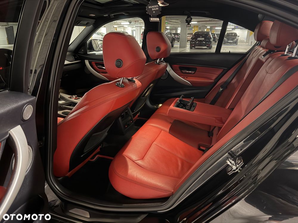 BMW Seria 3 328i Sport-Aut Sport Line - 8