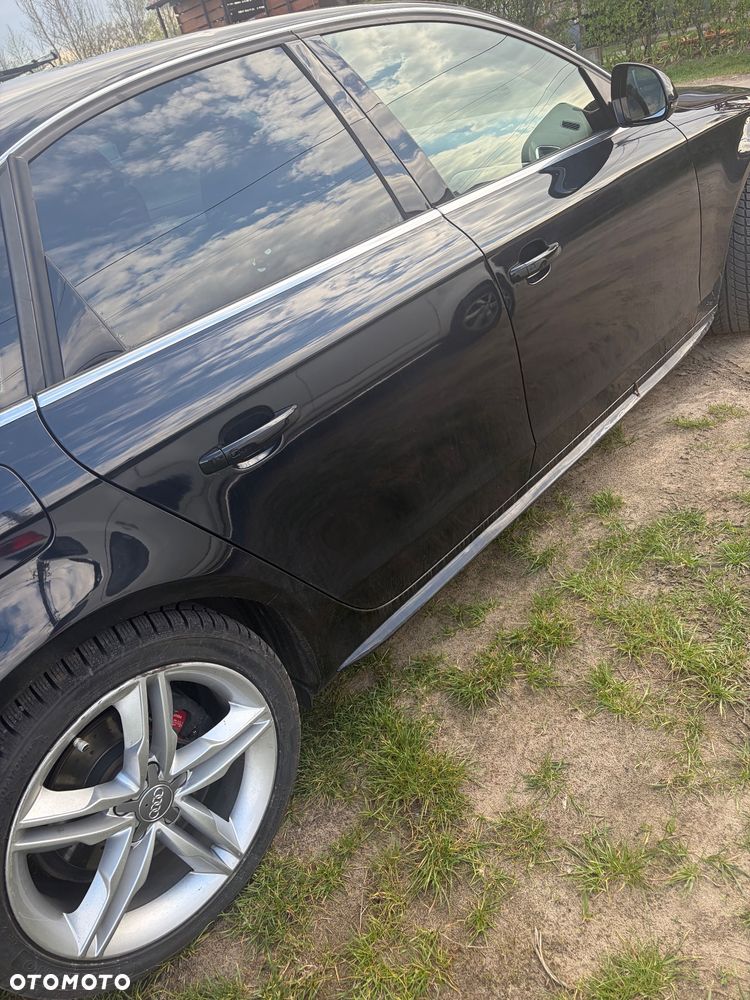 Audi A4 Limousine - 9