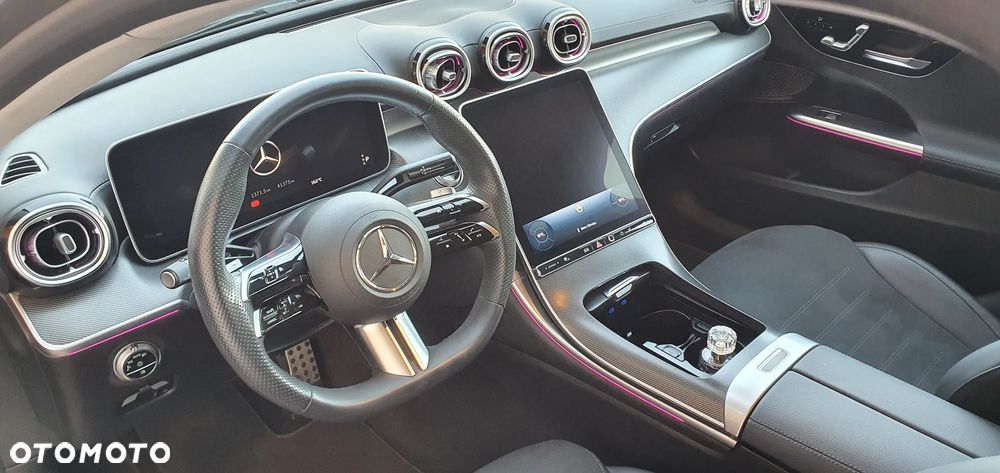 Mercedes-Benz Klasa C 200 mHEV 4-Matic AMG - 11