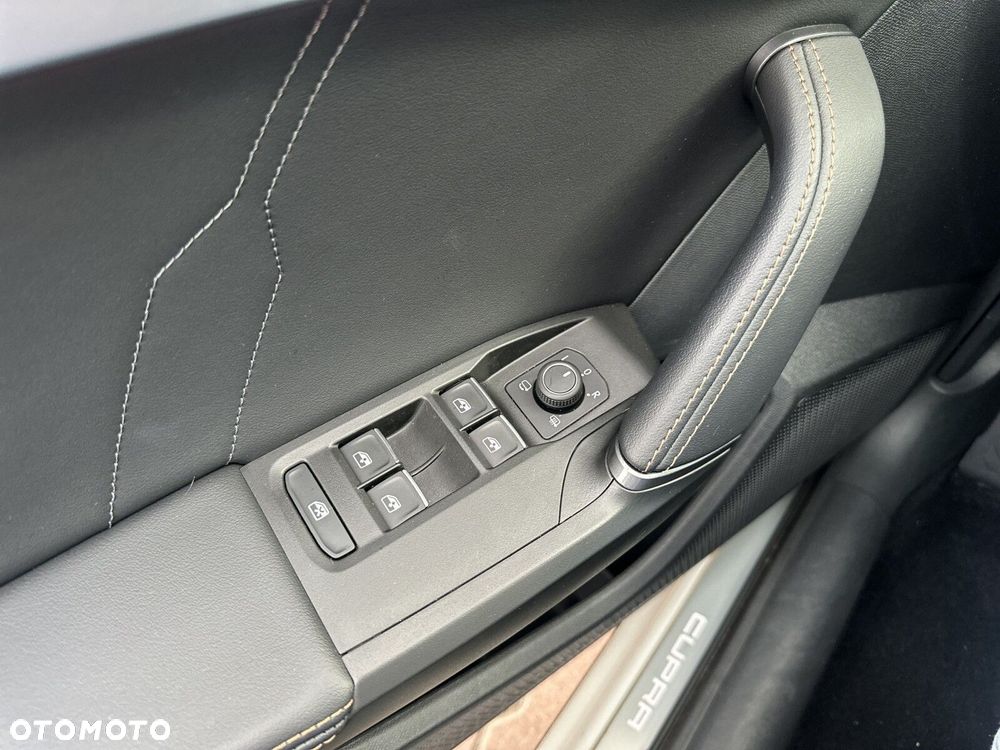 Cupra Formentor 1.4 e-Hybrid DSG - 34