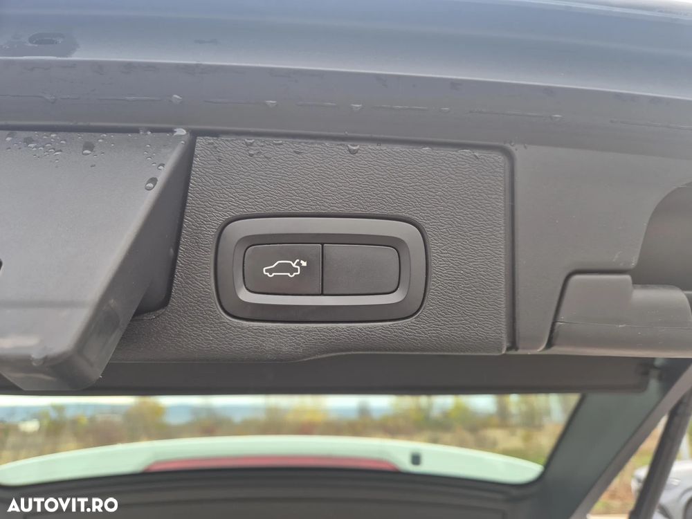 Volvo XC 60 D4 AWD Geartronic Momentum - 21