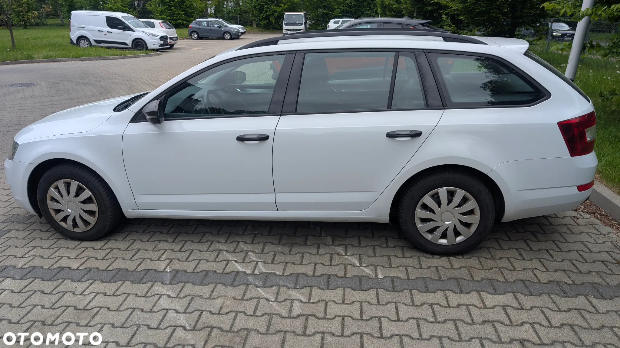Skoda Octavia 1.6 TDI Active - 5