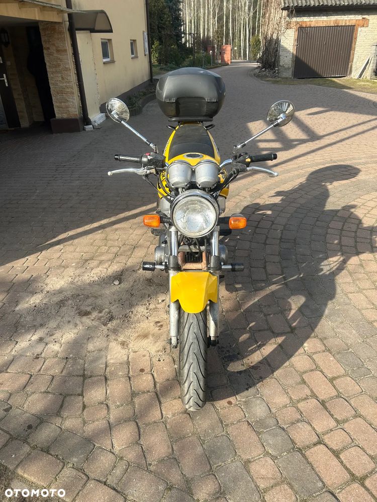 Suzuki GS - 3