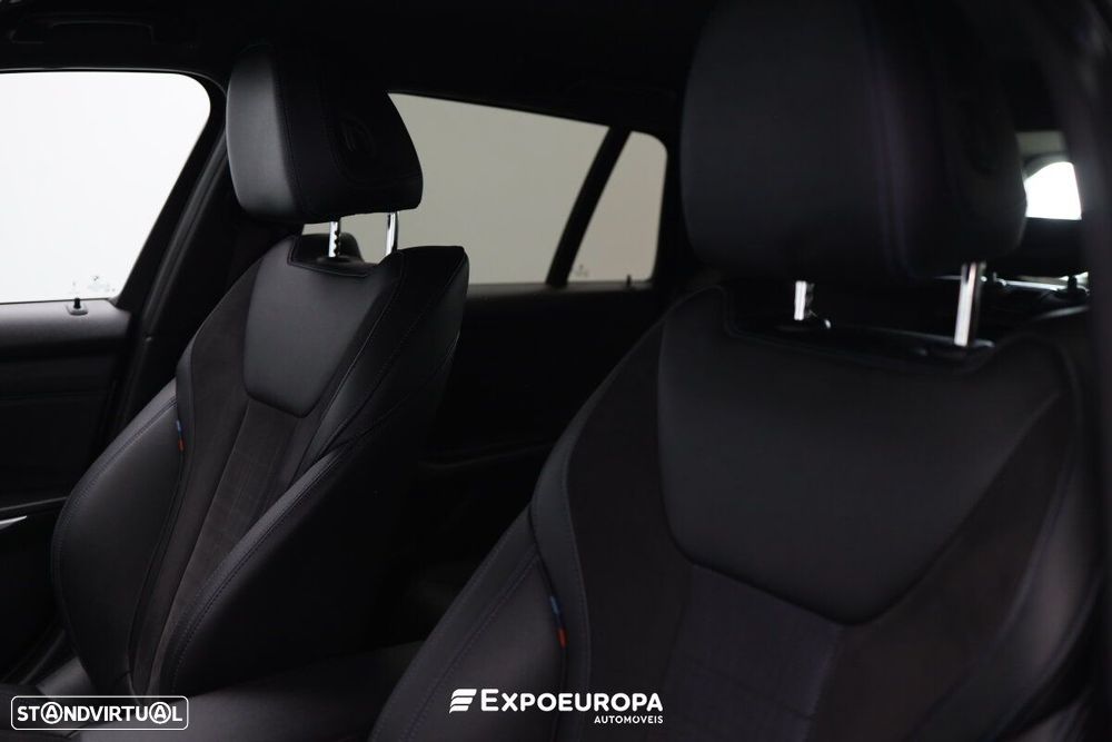 BMW 320 d Pack M Auto - 26