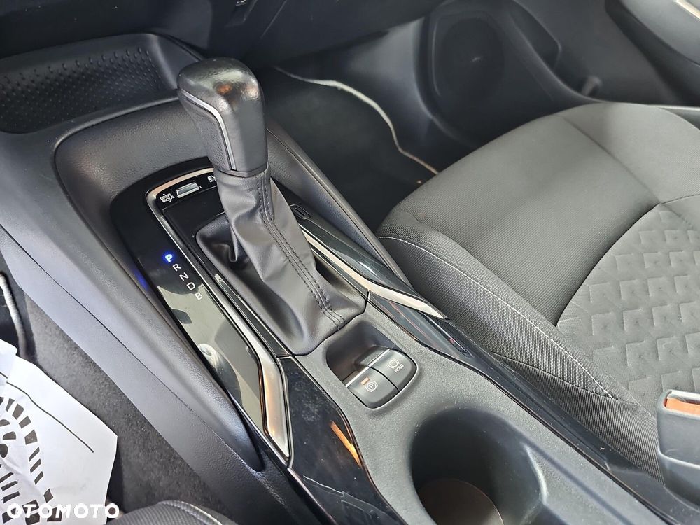Toyota Corolla - 21