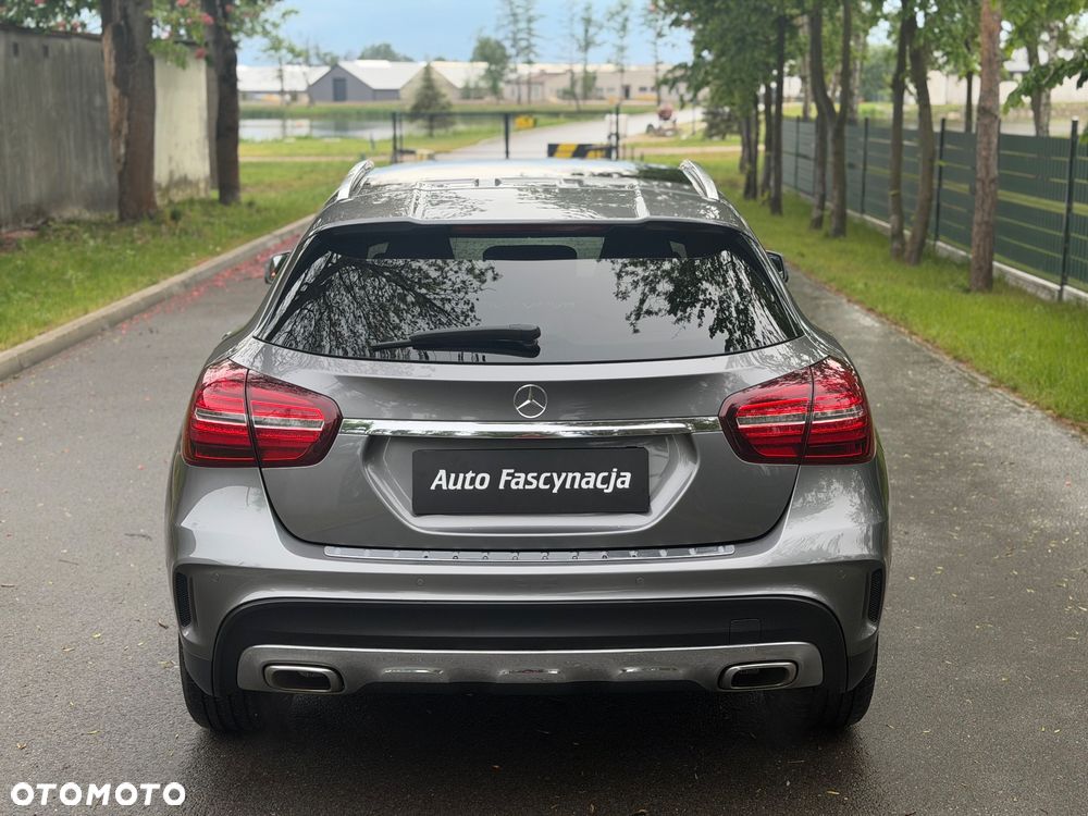 Mercedes-Benz GLA 200 7G-DCT AMG Line - 5