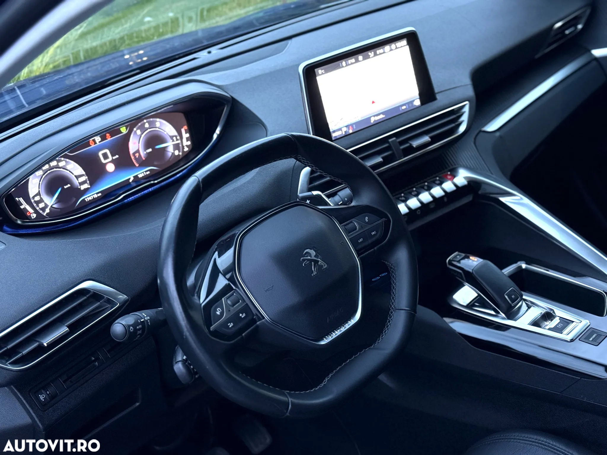 Peugeot 3008 1.2 PureTech 130 EAT8 Allure Pack - 17