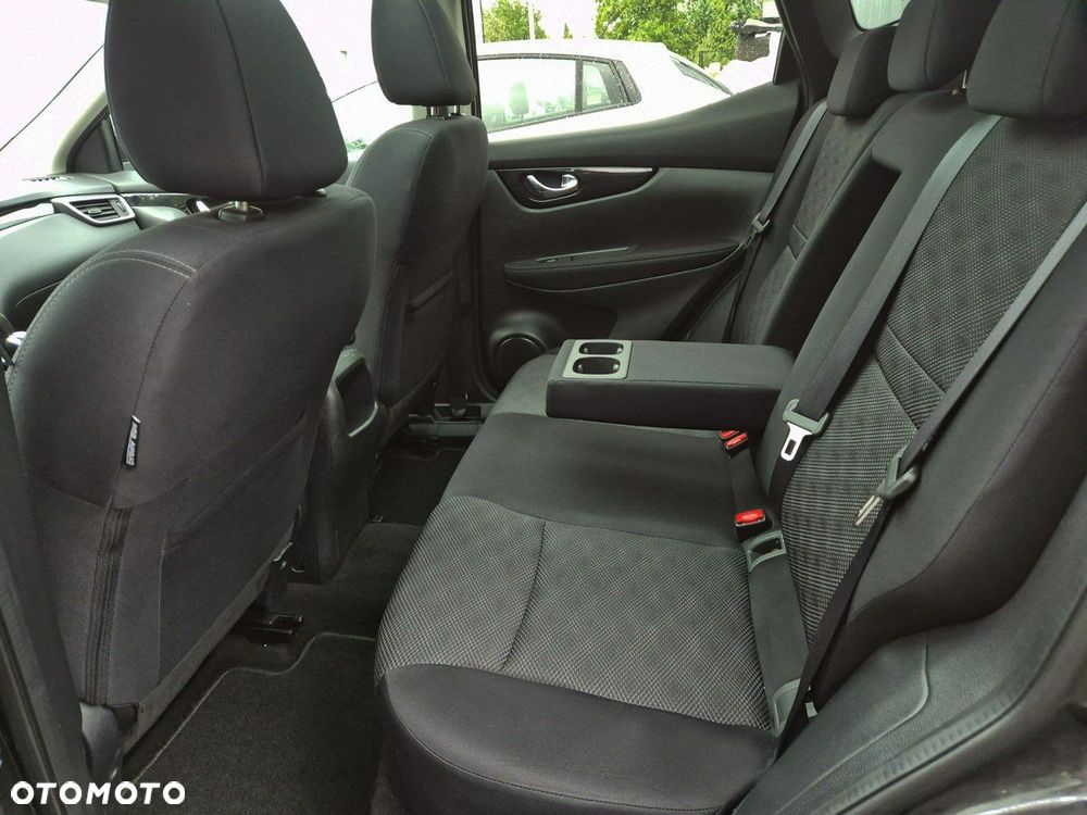 Nissan Qashqai 1.6 DCi N-Connecta EU6 - 21