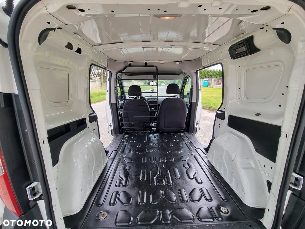 Opel Combo - 15