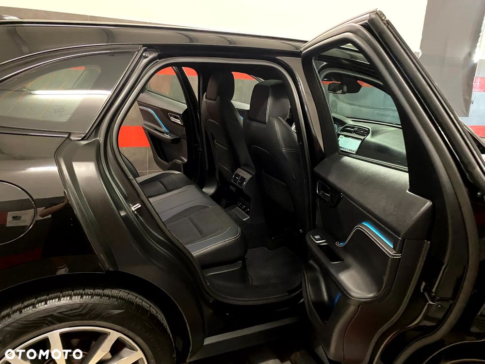 Jaguar F-Pace 20d AWD R-Sport - 27