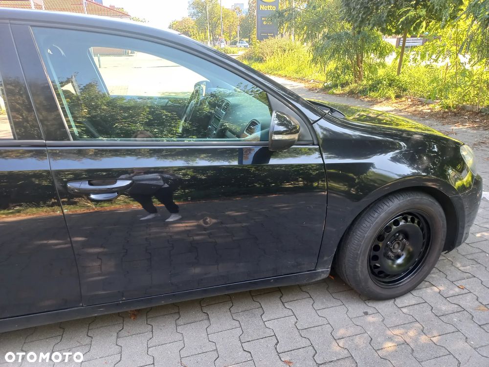 Volkswagen Golf - 2