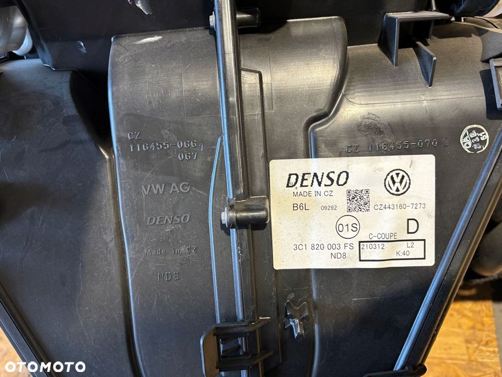 NAGRZEWNICA VW PASSAT B7 2.0 TDI 3C1820003ES CZ443160-7272 - 2