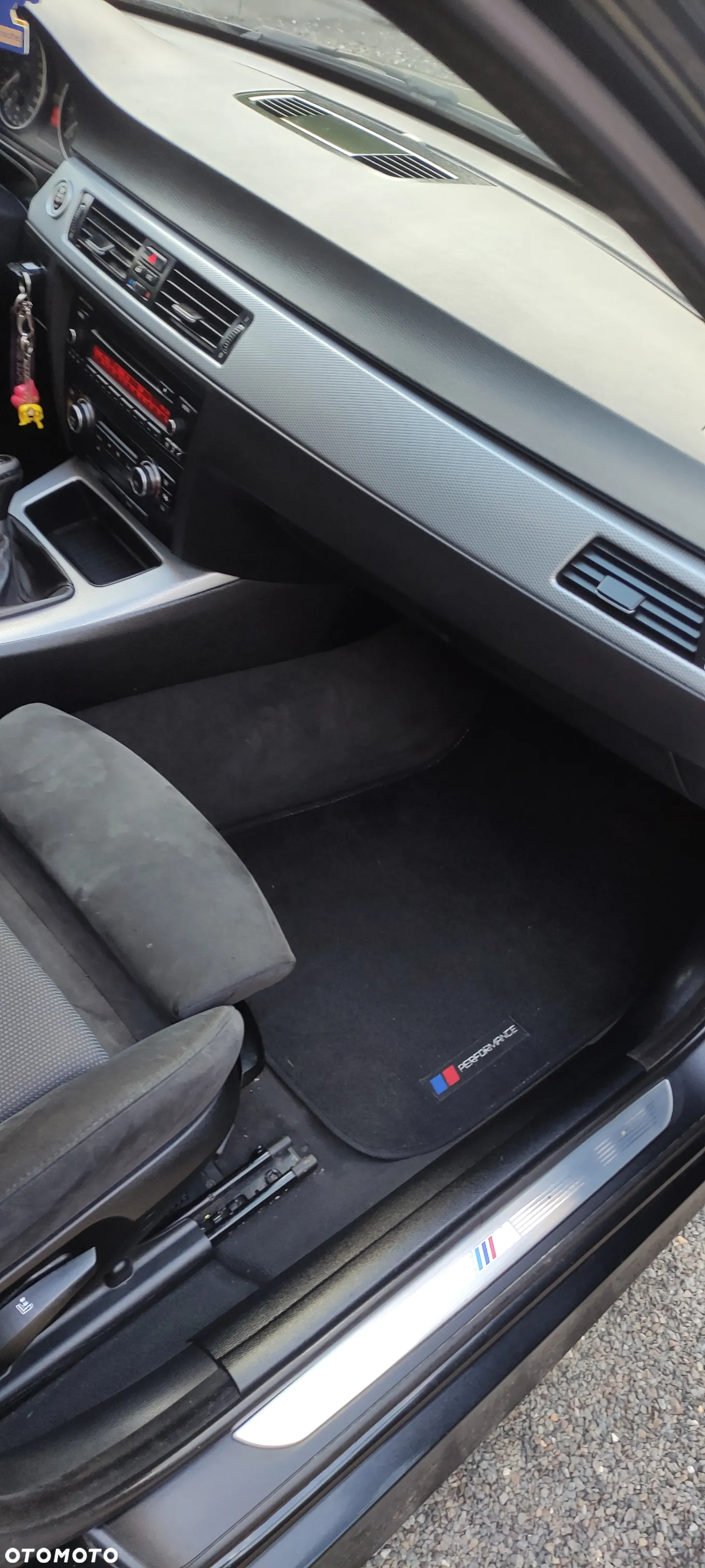 BMW Seria 3 318i Touring Edition Sport - 14
