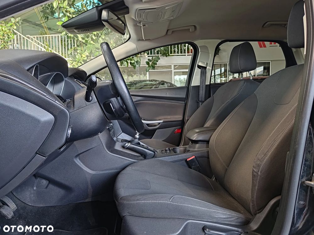 Ford Focus 1.6 EcoBoost Titanium - 13